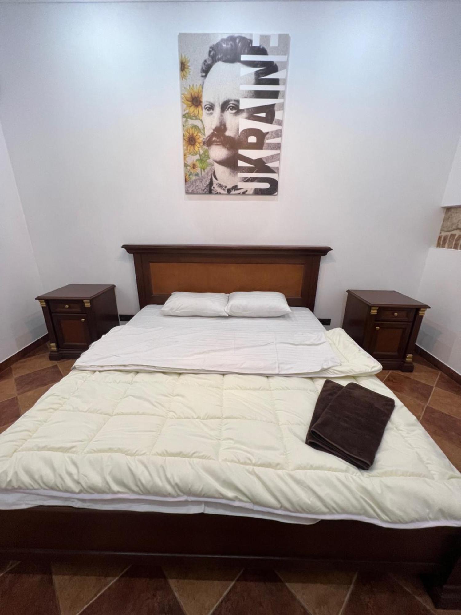 Apartment Ukrainian House на площі ринок